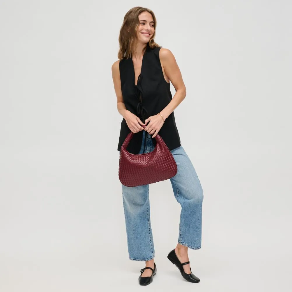 Adela Hobo