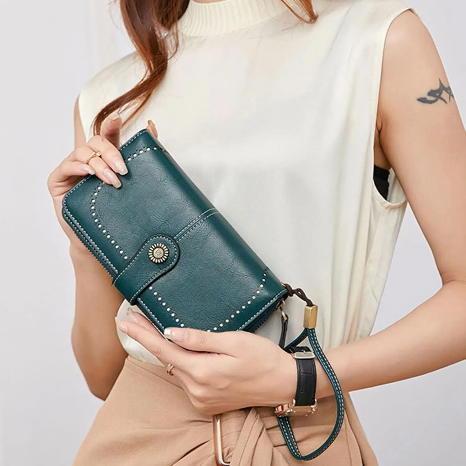 Rfid Wallet Women,2024 New Leather Wallet Wristlet for Women,Zip Around Large Capacity Bifold Rfid Blocking Clutch Purses Credit Card Wallet,Travel Wallet for Women Ladies Mom Girls